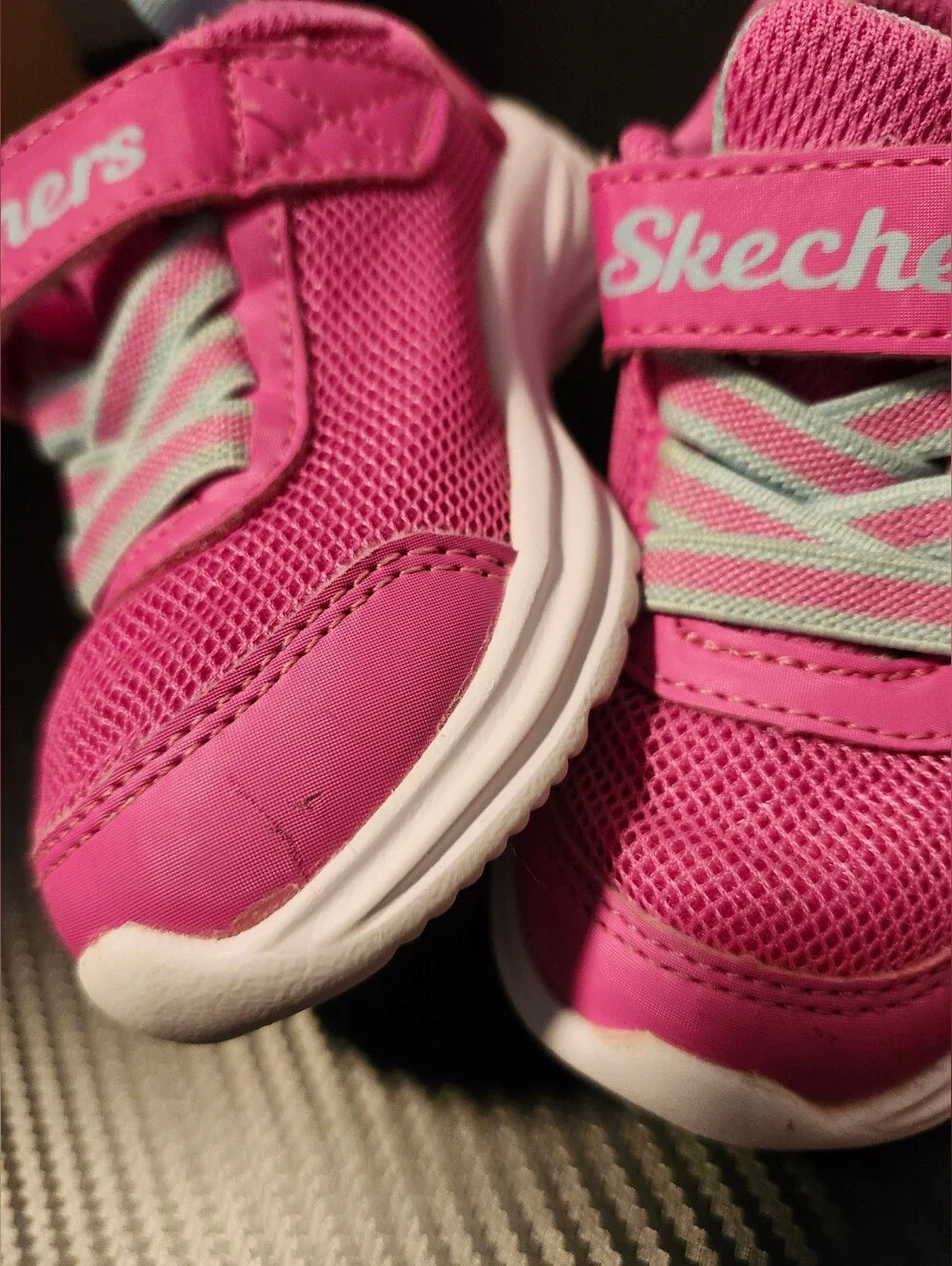 Skechers Pink Dreamy Dancers Slip-on Sneakers Kids Toddler SIZE 5